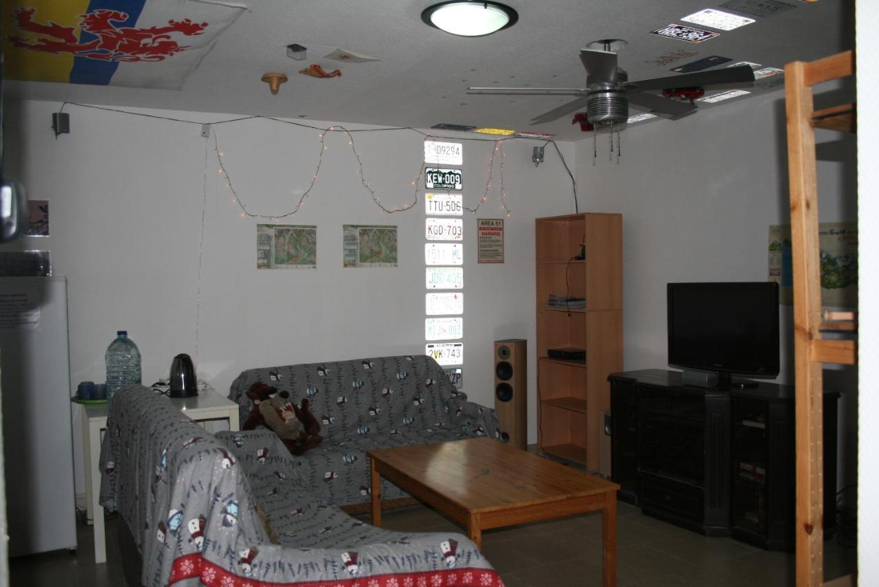 Why Me Eco-Friendly Hostel Tbilisi Exteriör bild